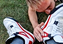 Sneakerslave, sneaker fag, gay sneaker
