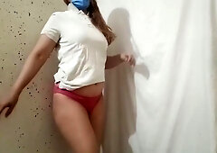 Newly Karachi chick Amber Khan White T-shirt Top Showing Off Her Sexy Black Bra