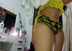 Large butt big beautiful woman woman shows her intimate parts