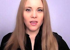 amateur blonde solo webcam