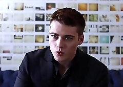 Obedient submissive top