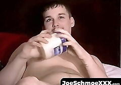 Straight guy masturbates before giving facial to mature homo