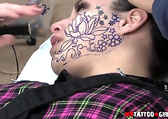 Evilyn Ink Shaves Half of her Hair - AltErotic