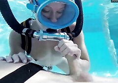 Minnie Anime screws sucks underwater in the pool with a large shlong man,