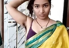 Perfect Desi Girl In Saree Show