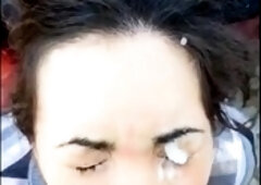 Sperma im Gesicht einer Schweizer Amateurin