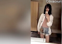 Suki Trans Cums Outdoors