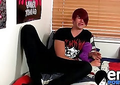 Hung gorgeous Rhys Casey wanking his delicious uncut cock