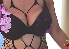 Stepmom, female masturbation