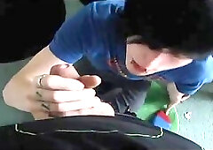 Amateur Emo Twink Gives A Blowjob