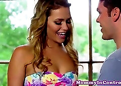 Glamour milf cumswapping with teenage beauty