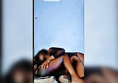 Fingered her untill that babe couldint hold it anymore