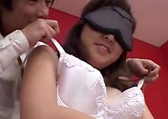 Sweet Babe Blindfold while playing her boobs and rubbing it. They Guy remove her bras to show her nipple and using vabrator to masturbate her hairly p