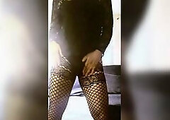 Hawt Sissy Wench Kandi Dancing