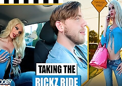 GROOBYGIRLS - Blowjob in the car to lustful blonde tgirl