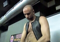 Berlin Bathroom 3way