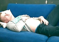 Blondie twink Jacob O strokes his cock and gets messy all over himself