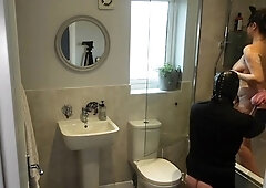 Mature brunette hookup amateur milf gives blowjob