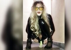 The vinyl catsuit looks great on me, especially when it covers all the areas I must teach my booty