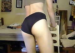 slim shemale from australia webcam solo