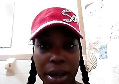 Ebony W/ Nice Ass Farting