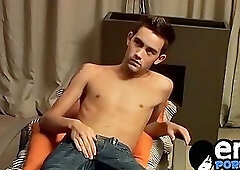 Emo butt pirates have an ass banging threeway by the pool