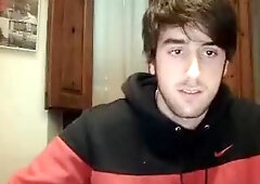 Sexy Italian Cums On Cam