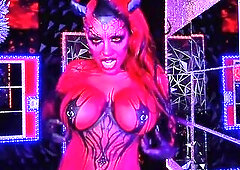 I'm Lilith, Queen of the Succubi.See me dance for u — slow, hot, my hand-painted body moving during the time that darksome peculiar effects pul