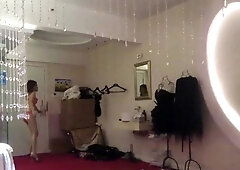 Amateur Asian Solo Fucking On Cam