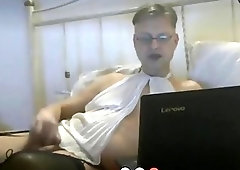 Mature trans jerks off for her slutty fans