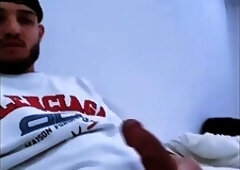 Jeunot turc grosse bite jouit