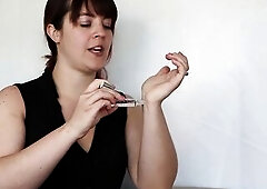 Review - Simply Hot Love Perfume Oil with Pheromones from Classic Brands 3D
