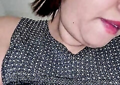 This was a floozy here in Colombia, they called her Kelly, that babe worked in a nightclub.