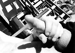 Pija Latina Jerks Highly Super-Hot in the PARK..two