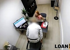 Obligee fucks flawless big-boobied beauty and accepts a loan