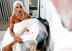 Fresh model with huge boobs Courtney Taylor rides on a big penis