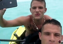 Erotic adventure on a Caribbean shipwreck