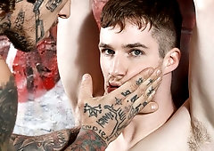 Thyle Knoxx dominated by hung top Bo Sinn