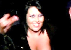 Mature brunette hookup amateur milf gives blowjob