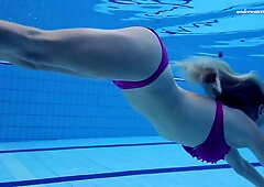 Elena's nudist action by Underwater Show