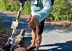 Gloryhole fuck femboy cruise without a condom ! Cum on the toilet, lick the cum!