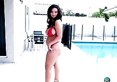 Crystal pursue bangs by a dude