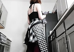 POV ur femboy bf makes u french toast and likes u