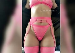 Soccer Mommy that can not await to show off her recent uniform