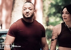 Story, rimming, outside