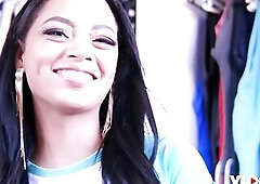 Rod Lover Sofi Vega Surrenders Her Latin babe Twat In BTS Session