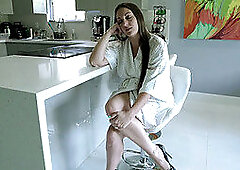 Stepmom virtual sex pov, madre y hijo, melanie hicks vr