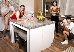 Ryan Bailey bottoms for future daddy-in-law, Mason Wyler