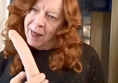 Naughty Gigi loves it deep