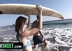 Natural cutie meets sand and surf